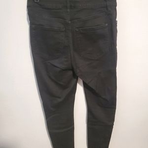 Black Skinny Jeans